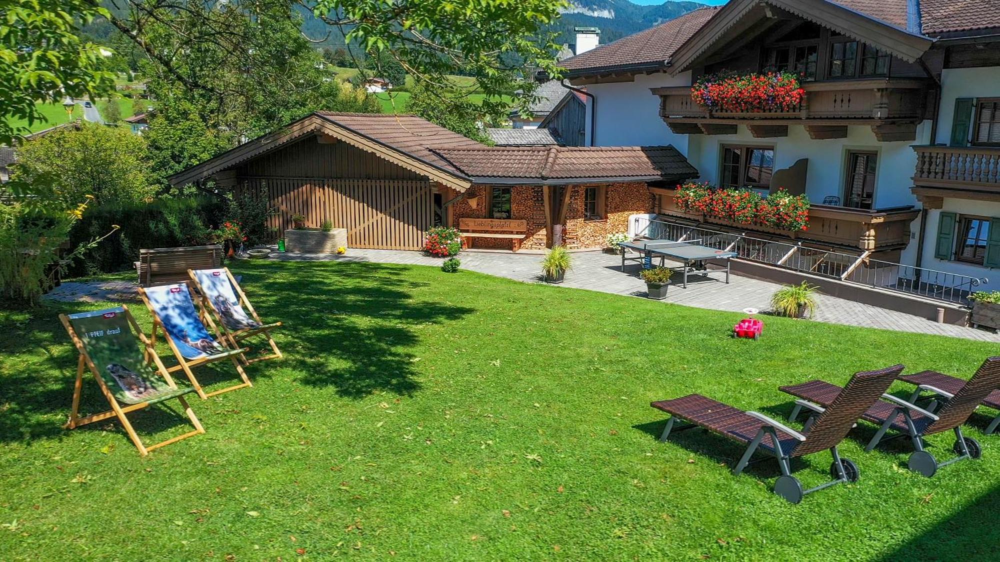 Gaestehaus Brantlhof Zimmer Und Ferienwohnungen In Going Am Wilden Kaiser Bagian luar foto