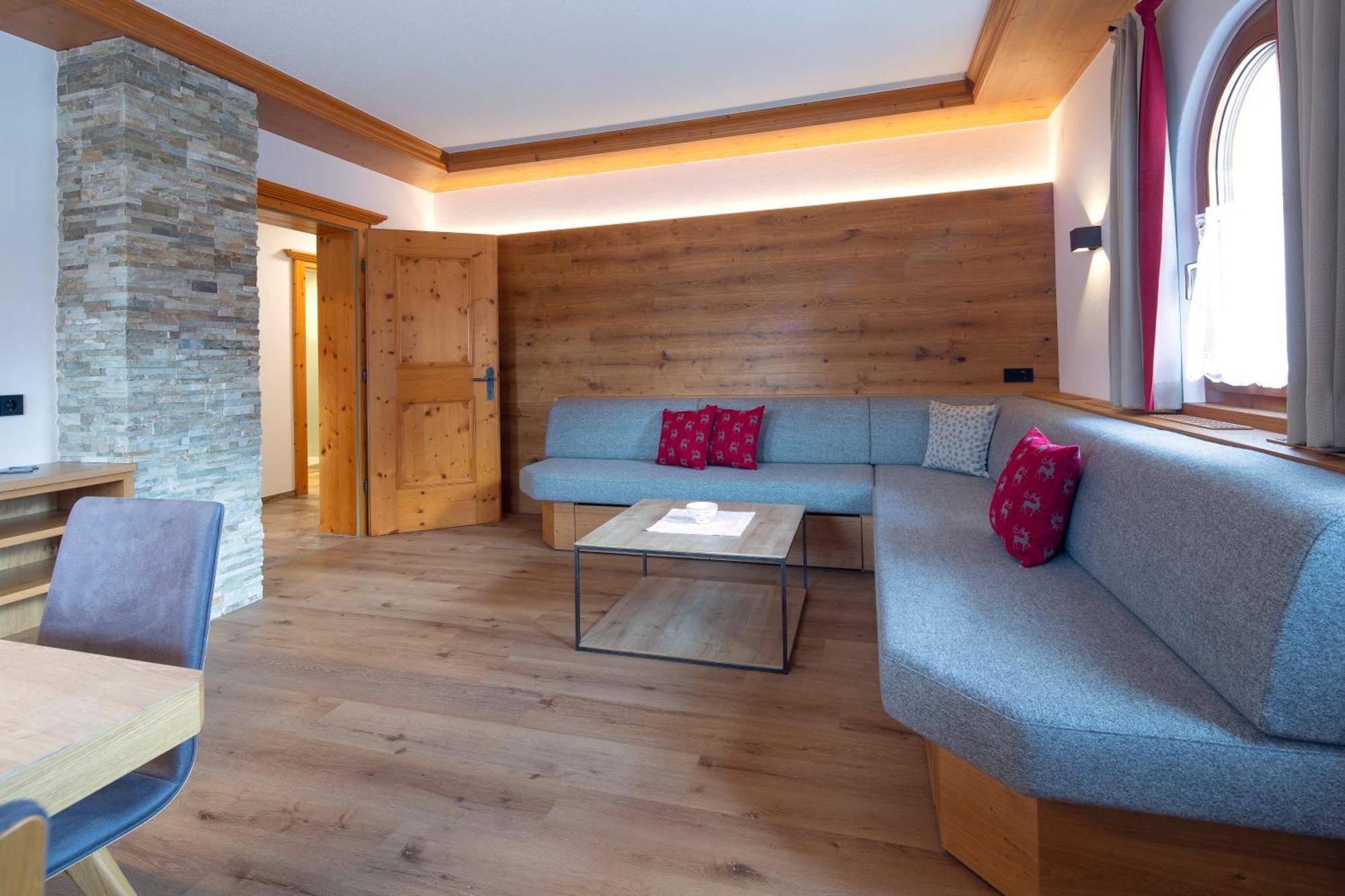 Gaestehaus Brantlhof Zimmer Und Ferienwohnungen In Going Am Wilden Kaiser Bagian luar foto