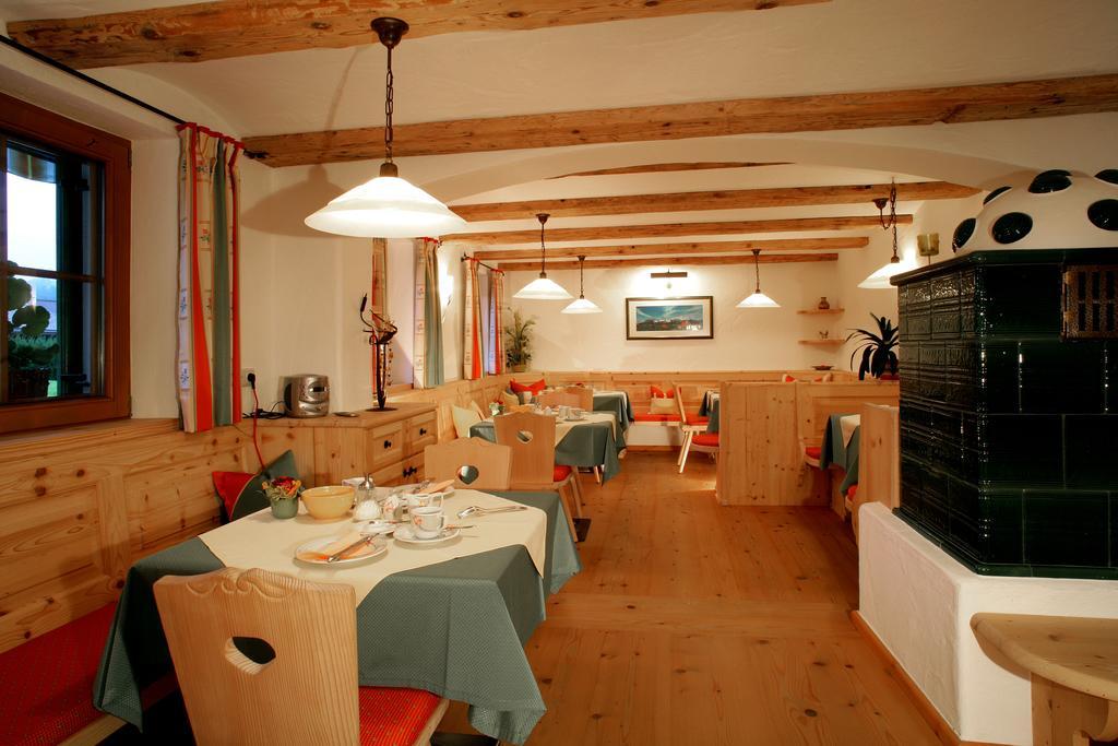 Gaestehaus Brantlhof Zimmer Und Ferienwohnungen In Going Am Wilden Kaiser Bagian luar foto