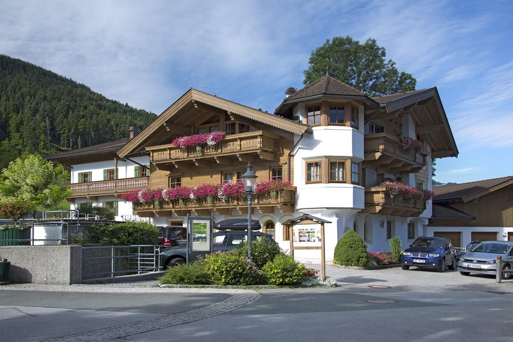 Gaestehaus Brantlhof Zimmer Und Ferienwohnungen In Going Am Wilden Kaiser Bagian luar foto