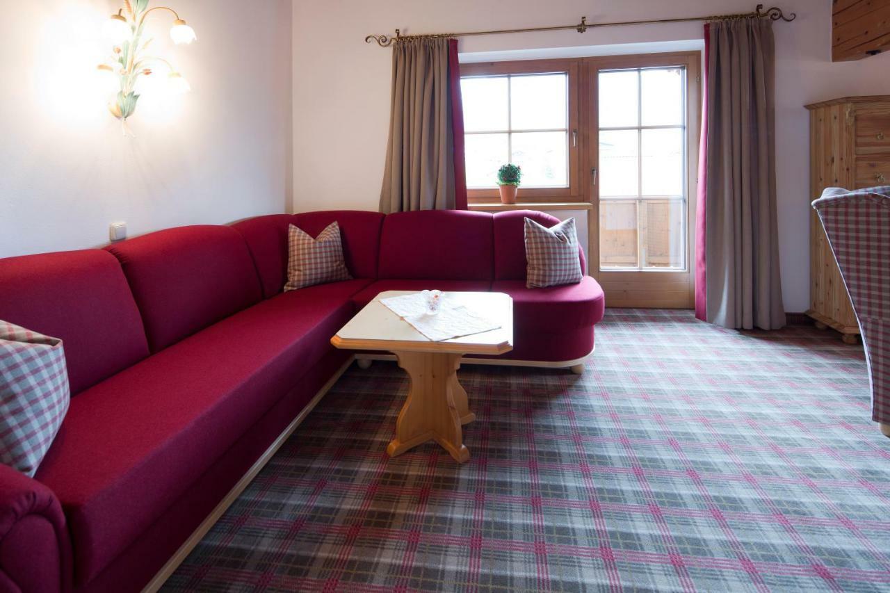 Gaestehaus Brantlhof Zimmer Und Ferienwohnungen In Going Am Wilden Kaiser Bagian luar foto